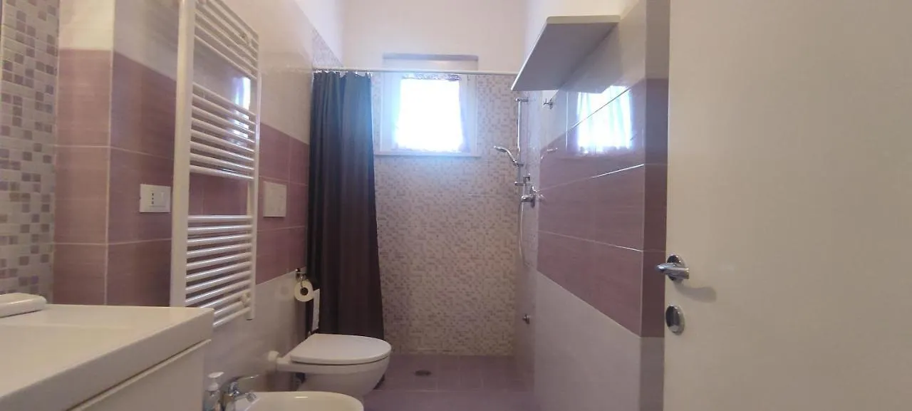 Casa Vacanze Lucilla Villa Cecina  0*, Cecina (Livorno) Italy
